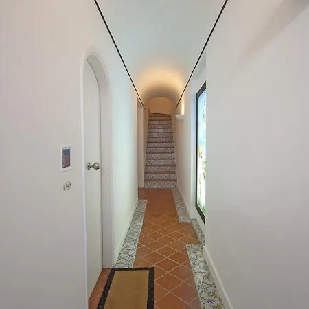 Carthusia Apartment