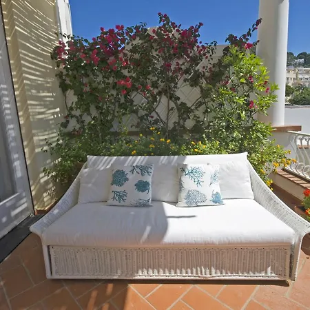 Carthusia Apartment Capri