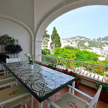 Apartment Carthusia