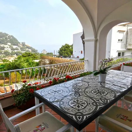 Apartment Carthusia *