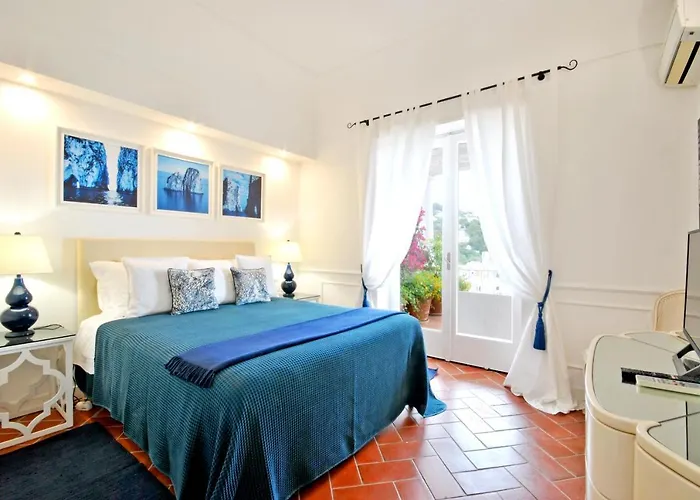 Carthusia Apartment *