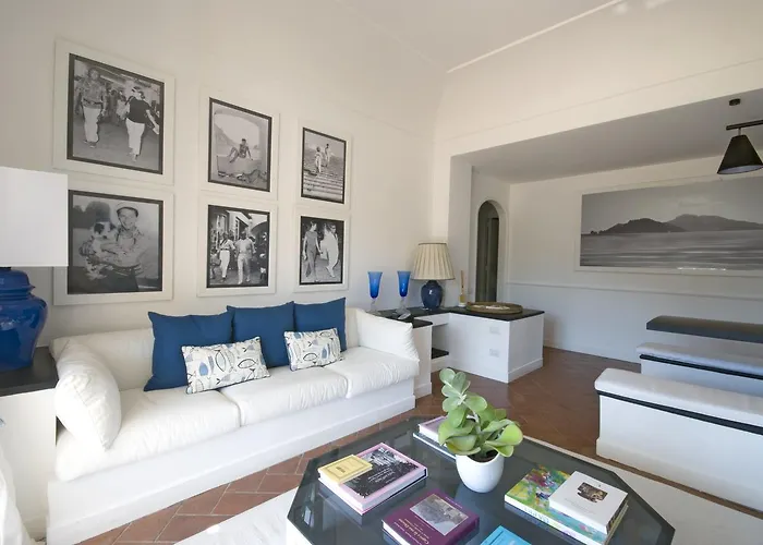 Apartment Carthusia Capri